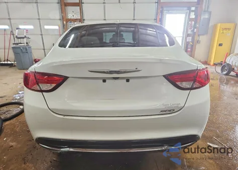 2015 Chrysler 200 Limited z USA, uszkodzony, nr VIN 1C3CCCAB5FN661495